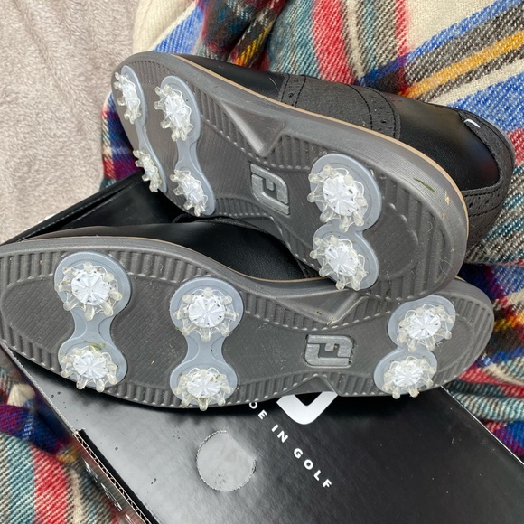 FootJoy Women’s Traditions Golf Shoes - Picture 4 of 8